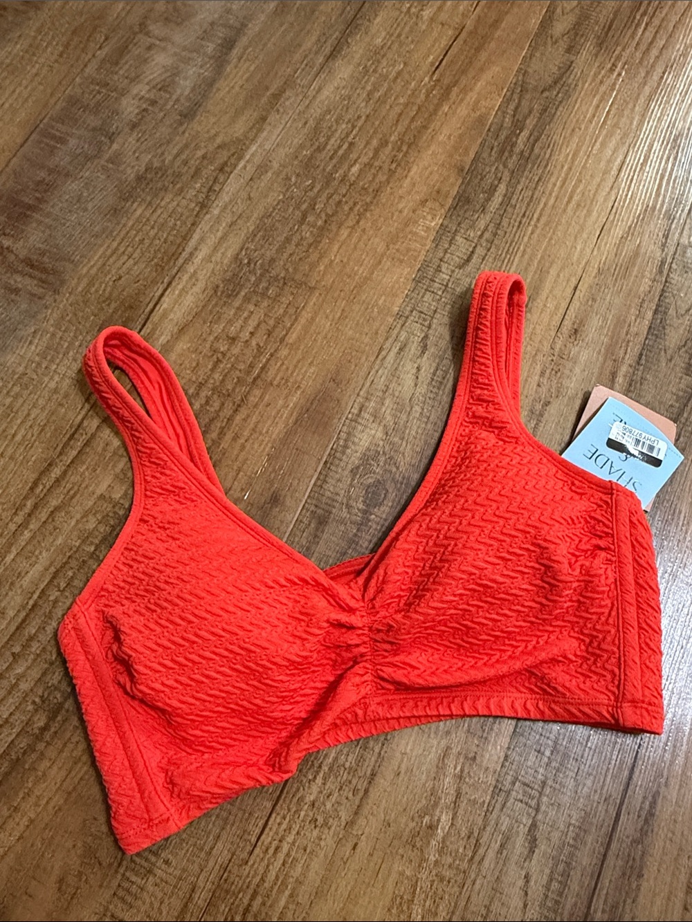 Shade & shore orangish red bikini top size Medium (8-10)